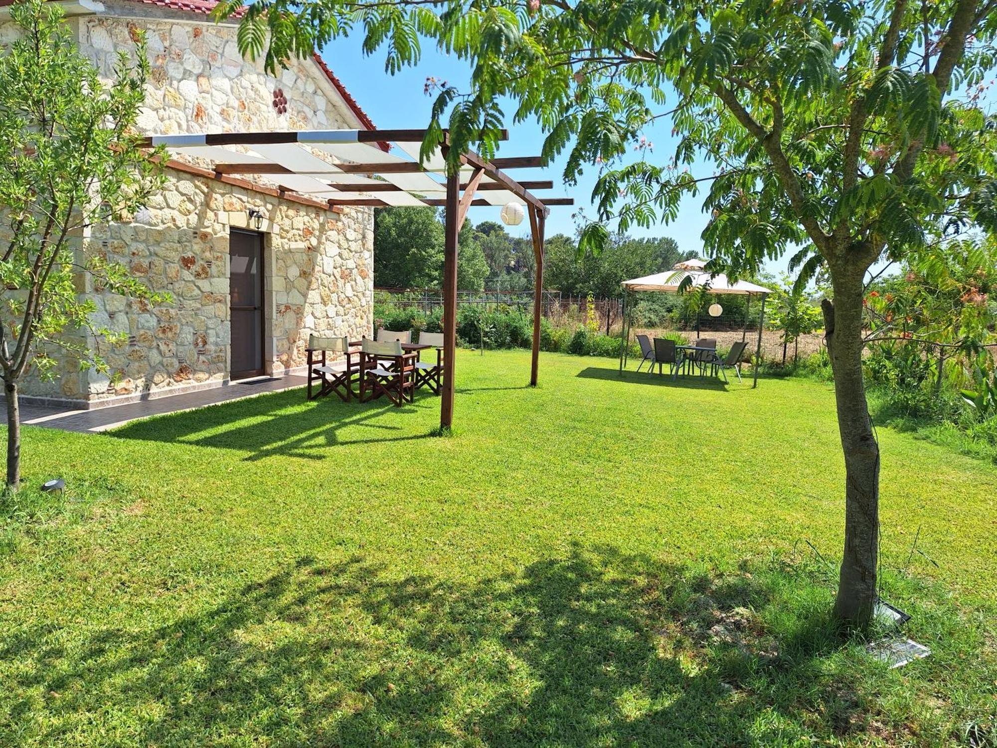 To Petrino Spiti Apartment โพสซิดี ภายนอก รูปภาพ
